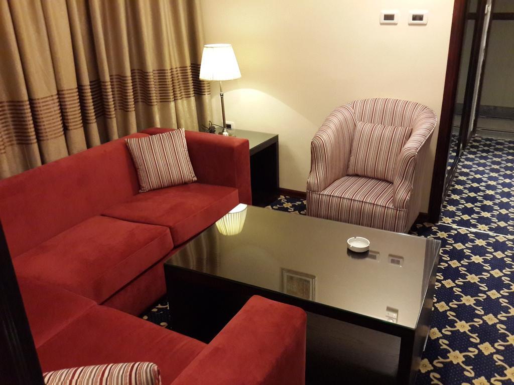 فندق عمانفي  فندق الثريا الغرفة الصورة
